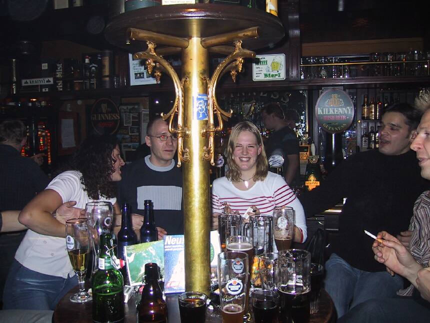 100-0035_IMG02