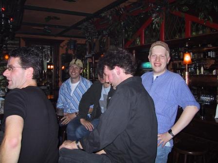103-0383_IMG02
